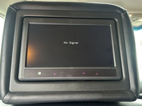 Used 2015 INFINITI QX80 4WD w/ Theater Package image 28