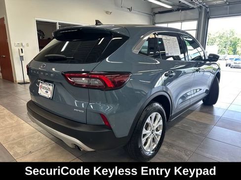 Used 2023 Ford Escape Active w/ Tech Pack #2 AWD/4WD image 12