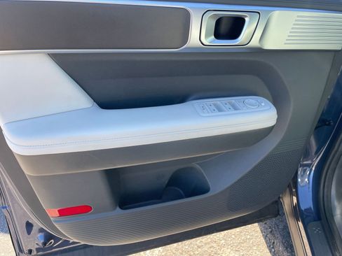 Used 2025 Hyundai Santa Fe SEL image 18