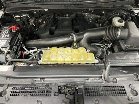 Used 2019 Ford Expedition Platinum AWD/4WD image 20