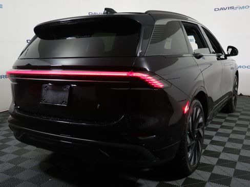 Used 2024 Lincoln Nautilus Black Label w/ Jet Appearance Package (87T) AWD/4WD image 6