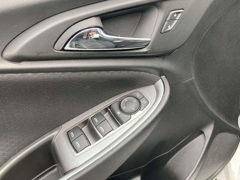 Used 2024 Chevrolet Malibu LT FWD image 18