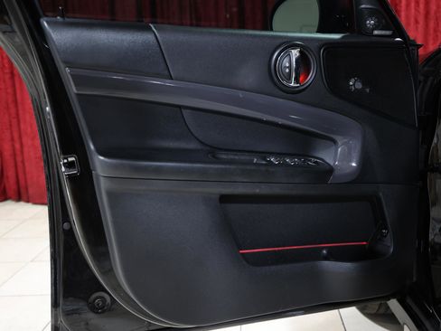 Used 2018 MINI Cooper Countryman S FWD image 11