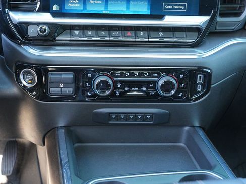 Used 2024 Chevrolet Silverado 3500 High Country w/ High Country Premium Package image 24