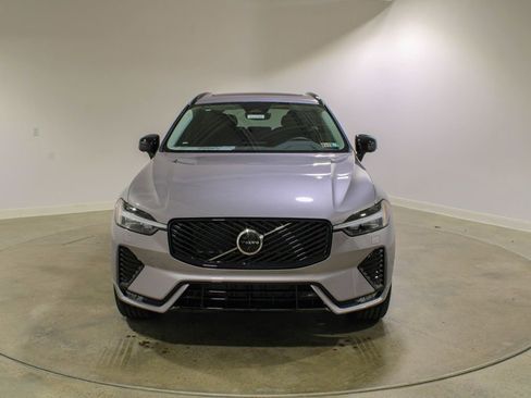 New 2026 Volvo XC60 B5 Plus w/ Protection Package Premier AWD/4WD image 8