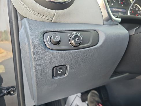 Used 2022 Chevrolet Blazer LT w/ Sound & Technology Package image 27