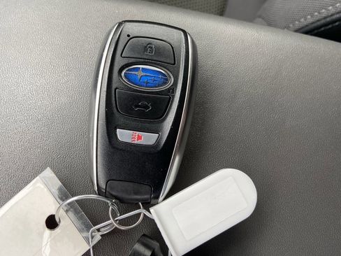 Used 2024 Subaru Crosstrek 2.0i Premium image 41