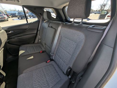 Used 2024 Chevrolet Equinox LT image 16