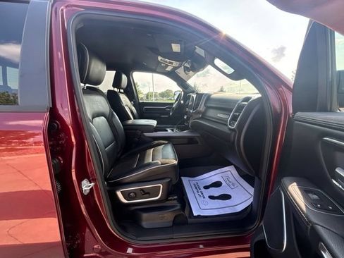 Used 2024 RAM 1500 Laramie AWD/4WD image 34