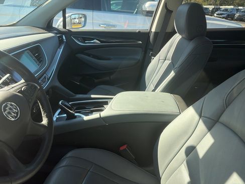 Used 2019 Buick Enclave Premium image 5