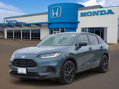 Certified 2025 Honda HR-V Sport image 2