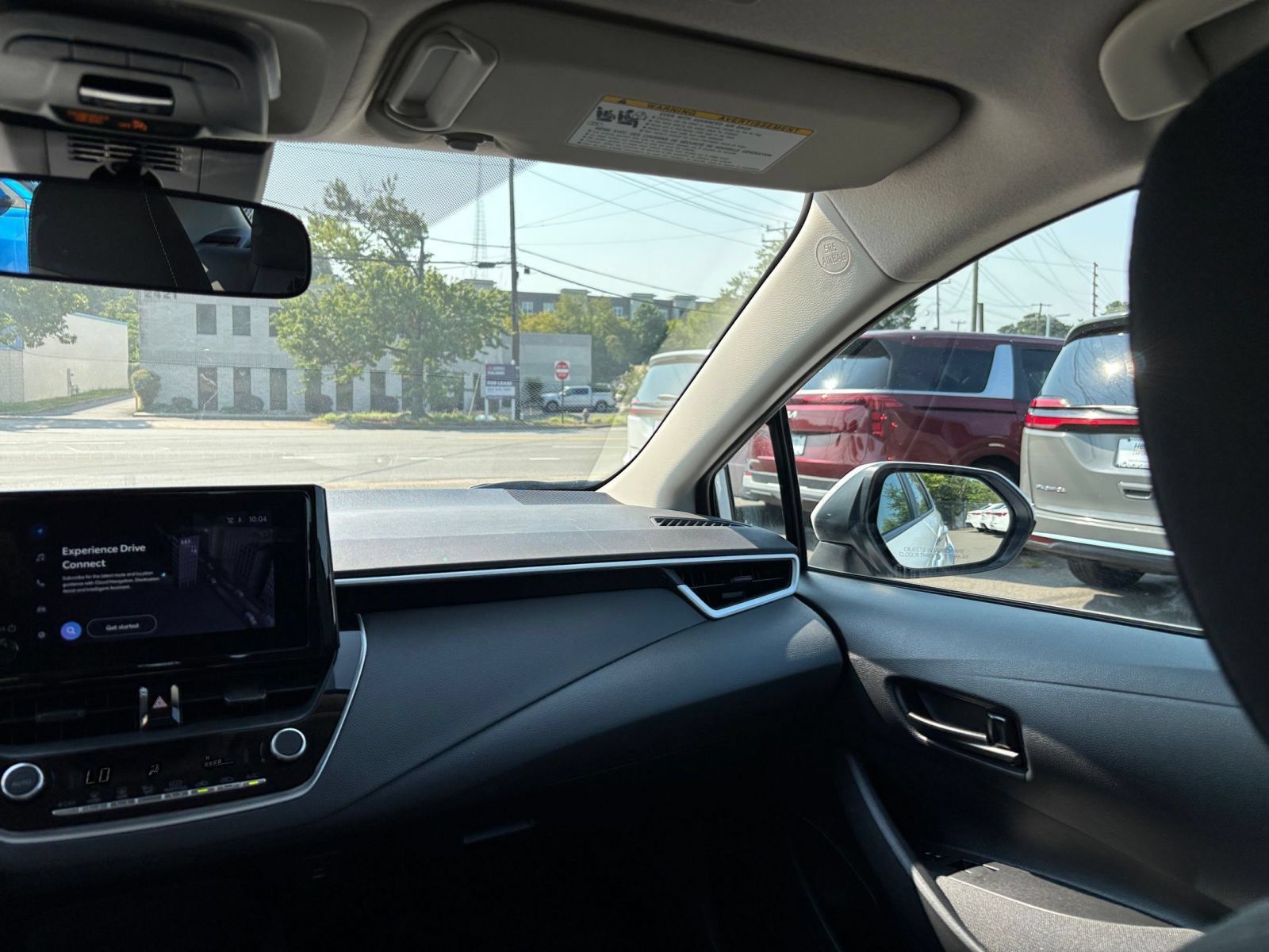 Used 2025 Toyota Corolla LE FWD image 32