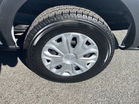 Used 2023 Ford Transit 350 XLT image 29