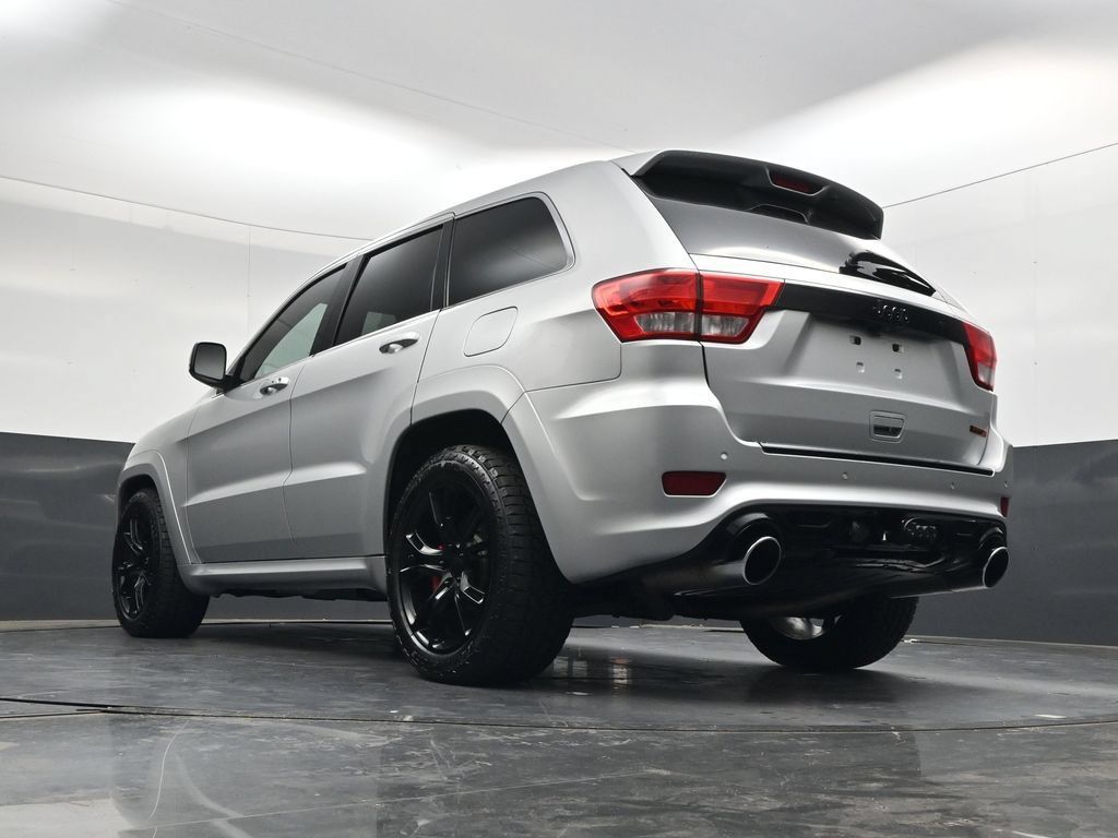 Used 2012 Jeep Grand Cherokee SRT8 w/ Luxury Group II AWD/4WD image 39