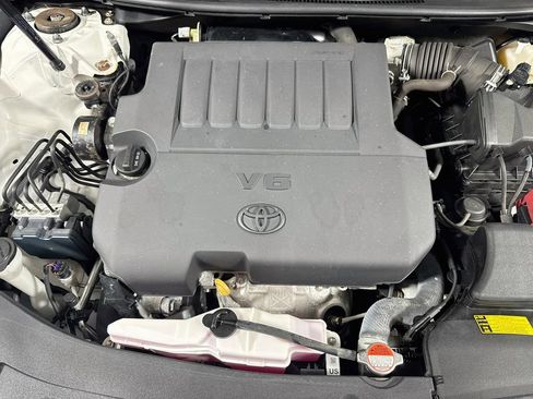Used 2016 Toyota Avalon XLE Premium FWD image 32