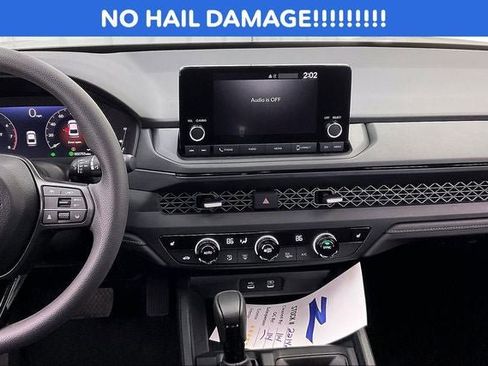 Certified 2025 Honda Accord SE image 6