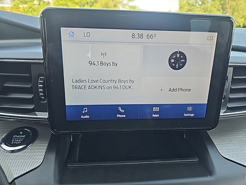 Used 2020 Ford Explorer XLT w/ Equipment Group 202A AWD/4WD image 13