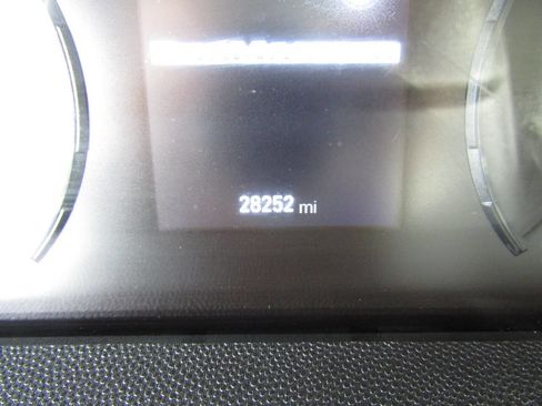 Used 2025 RAM ProMaster 3500 w/ Convenience Group image 16