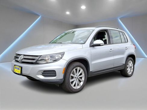 Used 2017 Volkswagen Tiguan Limited w/ Premium Package AWD/4WD image 1