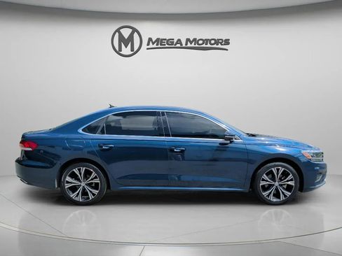 Used 2021 Volkswagen Passat 2.0T SE FWD image 9