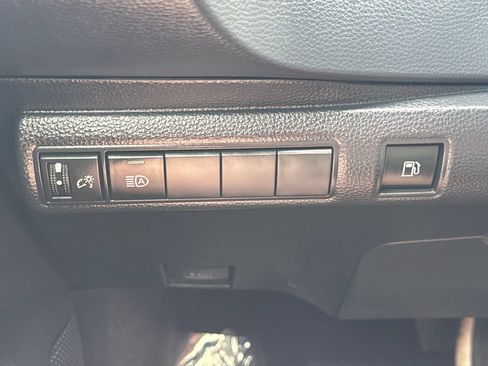 Used 2026 Toyota Corolla LE w/ LE Premium Package FWD image 32