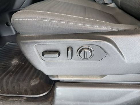 Used 2020 GMC Sierra 2500 SLE w/ SLE Convenience Package image 20