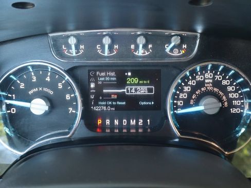 Used 2014 Ford F150 Lariat w/ Equipment Group 502A Luxury AWD/4WD image 33