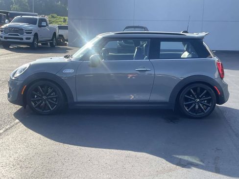 Used 2018 MINI Cooper S FWD image 6