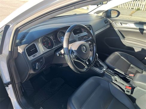 Used 2015 Volkswagen Golf TDI SE w/ Lighting Package image 21