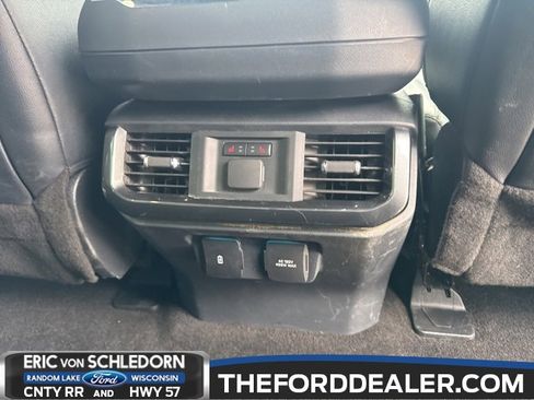 Used 2022 Ford F150 Lariat w/ Equipment Group 502A High image 16