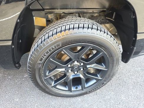 Used 2023 RAM 1500 Laramie image 36