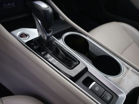 Used 2022 Nissan Altima 2.5 Platinum image 23