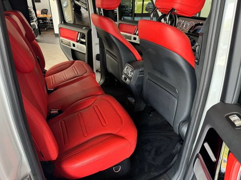 Used 2025 Mercedes-Benz G 550 image 42