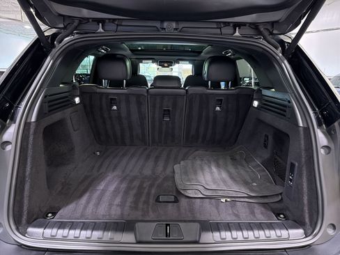 Used 2025 Land Rover Range Rover Sport SE AWD/4WD image 29