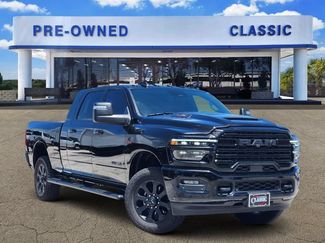 Used 2025 RAM 2500 Laramie w/ Night Edition AWD/4WD video 1