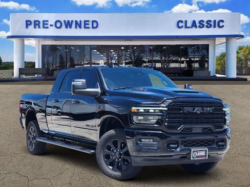 Used 2025 RAM 2500 Laramie w/ Night Edition AWD/4WD image 1