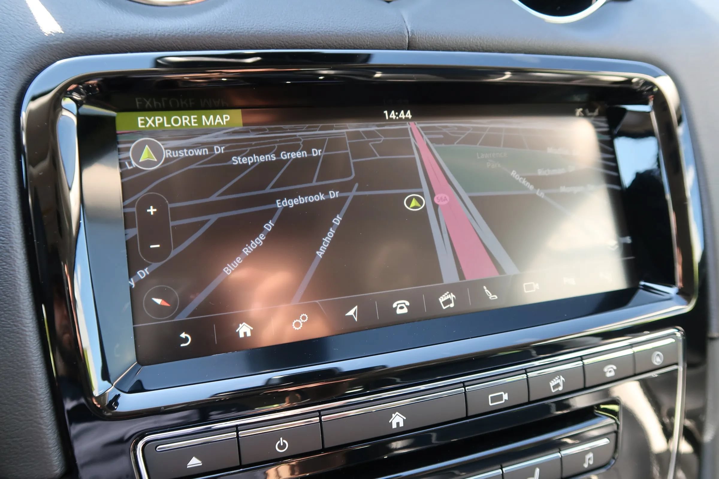 Used 2019 Jaguar XJ R-Sport RWD image 33