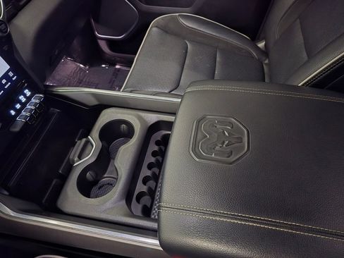 Used 2022 RAM 1500 Laramie AWD/4WD image 31