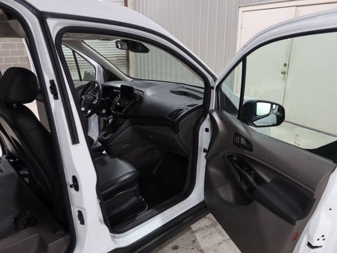 Used 2023 Ford Transit Connect XL FWD image 12
