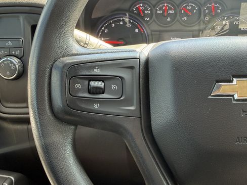 Used 2020 Chevrolet Silverado 1500 Custom w/ Custom Value Package RWD image 15