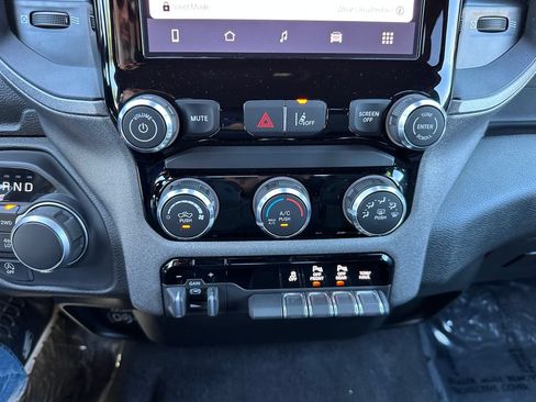 Used 2025 RAM 1500 Tradesman AWD/4WD image 27