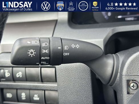 Used 2024 Toyota Tacoma TRD Sport w/ TRD Sport Upgrade Package image 21