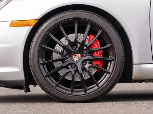 Used 2005 Porsche 911 Carrera S image 98