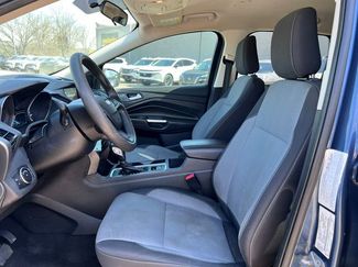 Used 2018 Ford Escape SE w/ SE SYNC Package AWD/4WD video 4