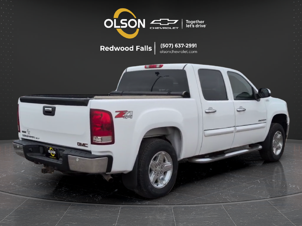 Used 2010 GMC Sierra 1500 SLT w/ All-Terrain Package AWD/4WD image 5