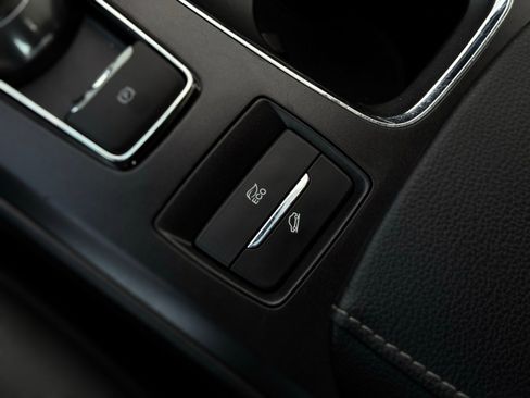 Used 2018 Ford Fusion S image 26