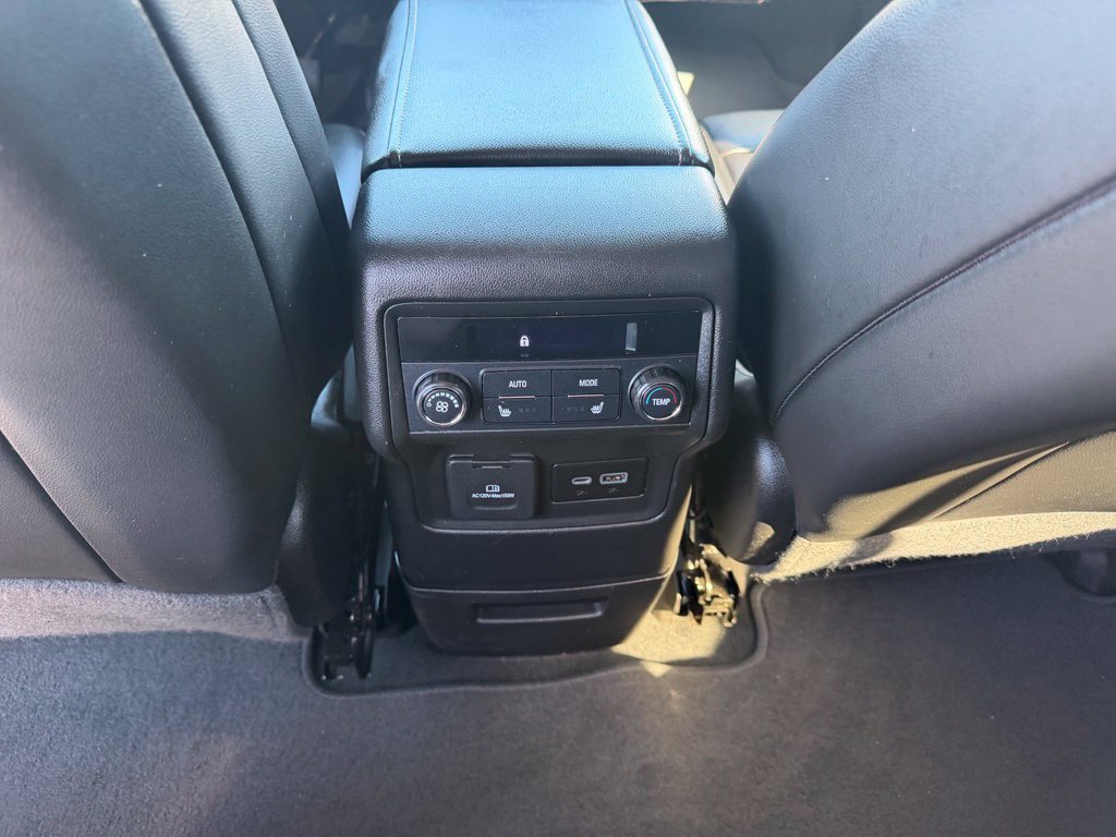 Used 2022 GMC Acadia SLT w/ Preferred Package FWD image 23