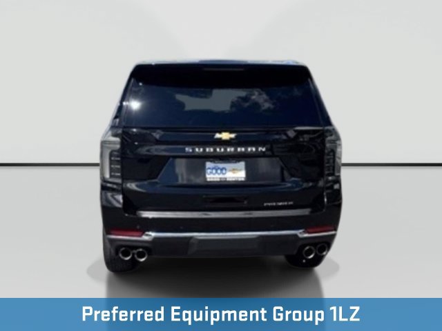 Used 2025 Chevrolet Suburban Premier AWD/4WD image 3