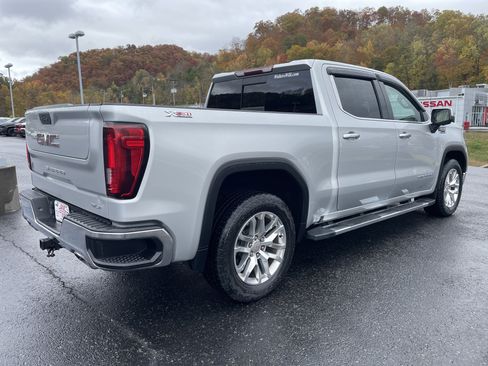Used 2019 GMC Sierra 1500 SLT w/ SLT Premium Package image 2