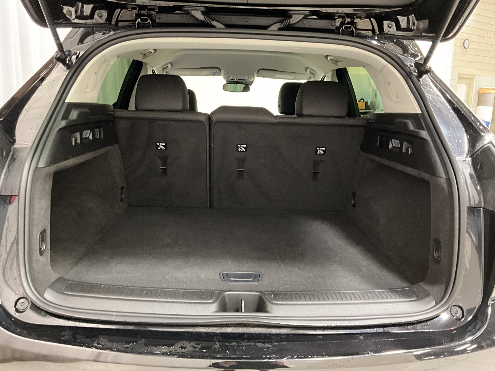 Used 2025 Buick Envision Sport Touring AWD/4WD image 25